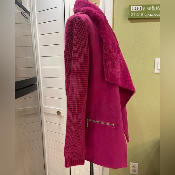 New Fashion Nova All About My Business Faux Suede Fur Collar Fuchsia Jac… - Picture 8 of 16